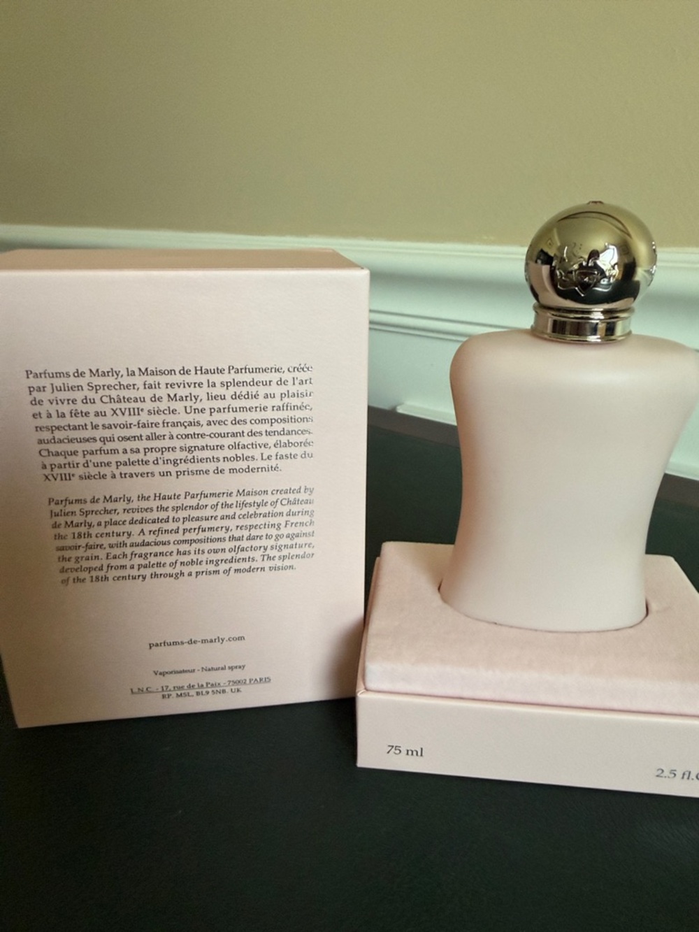 Parfums de Marly Delina Exclusif Parfum - Blush Pink Bottle - Picture 2 of 5